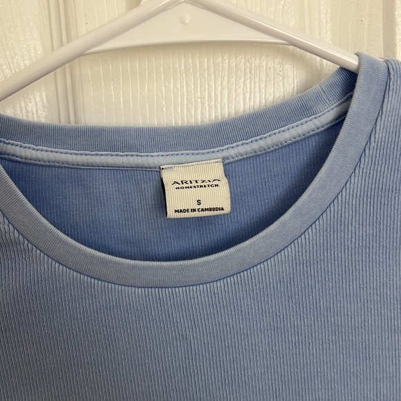 ARITZIA TOP - Picture 3 of 5